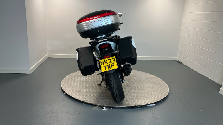 Honda NT1100 Manual (22 Model Year)